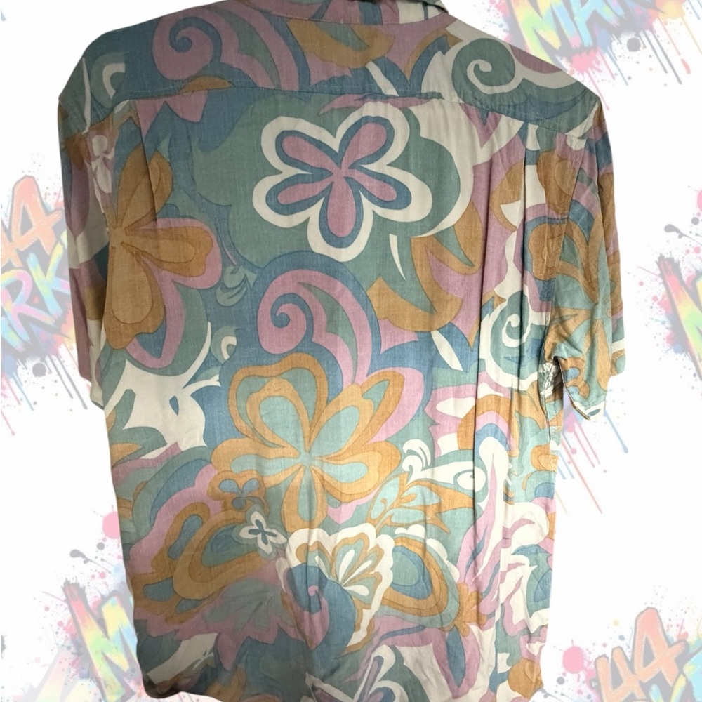 VISSLA Men's Vibrant Floral Button Down Shirt - Picture 2 of 5